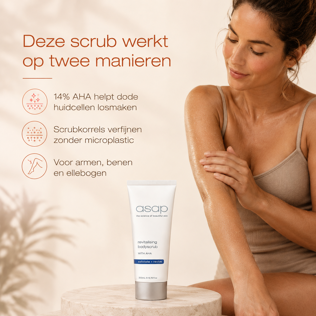 ASAP Revitalising Bodyscrub is een exfoliërende body scrub voor ruwe of droge lichaamshuid op bijvoorbeeld armen, benen en ellebogen.