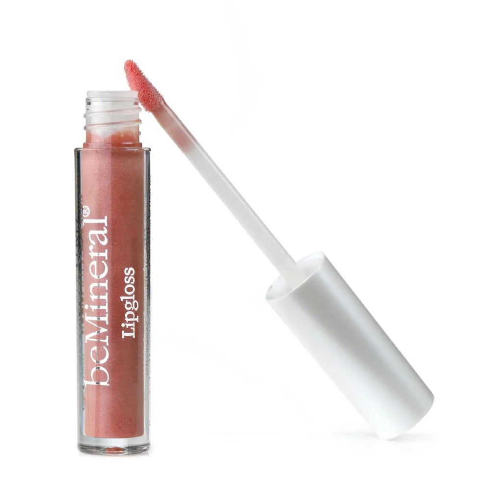 beMineral Lipgloss textuur – lichte niet-plakkerige glanzende formule lippen